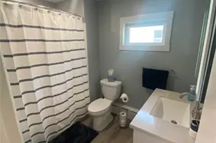 11 S Baptist St, Newport, RI 02840 - Photo 11