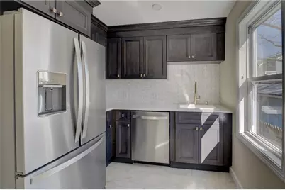 30 Queen Street, East Greenwich, RI 02818 - Photo 15