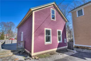 30 Queen St, East Greenwich, RI 02818 - Photo 3
