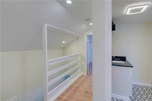 30 Queen St, East Greenwich, RI 02818 - Photo 21