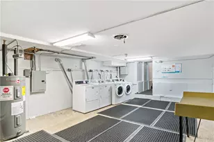 300 Smithfield Rd, North Providence, RI 02904 - Photo 13