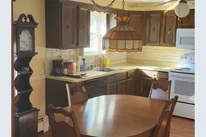 81 Sophia Drive, Warwick, RI 02886 - Photo 3