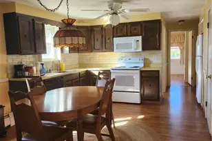 81 Sophia Dr, Warwick, RI 02886 - Photo 5