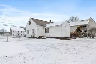 3200 Mendon Rd, Cumberland, RI 02864 - Photo 21