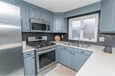 2 Ash Lane, North Providence, RI 02911 - Photo 5