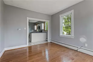 11 Roosevelt St, North Providence, RI 02904 - Photo 5