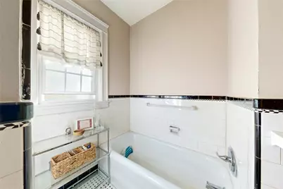 139 Lancaster Street, Providence, RI 02906 - Photo 31