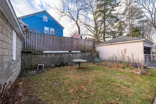 139 Lancaster St, Providence, RI 02906 - Photo 35