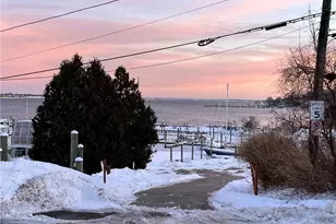 61 Armington St, Cranston, RI 02905 - Photo 39