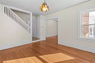 61 Armington St, Cranston, RI 02905 - Photo 11