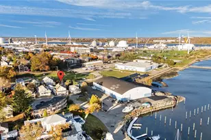 61 Armington St, Cranston, RI 02905 - Photo 3