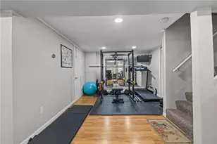 33 New York Ave, Cumberland, RI 02864 - Photo 31