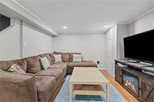 33 New York Ave, Cumberland, RI 02864 - Photo 33