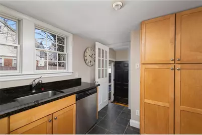 28 Extension Street, Newport, RI 02840 - Photo 7