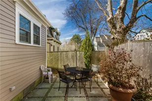 28 Extension St, Newport, RI 02840 - Photo 9