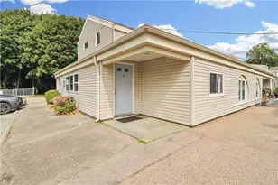 55 Beach St, Westerly, RI 02891 - Photo 3