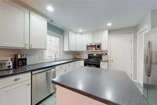 24 Ridge Crest Ln, South Kingstown, RI 02879 - Photo 7