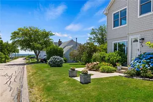 26 Walcott Ave, Narragansett, RI 02882 - Photo 3