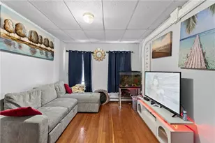 71 Wilson St, Providence, RI 02907 - Photo 9