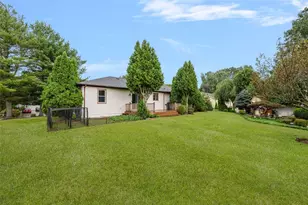 65 Janet Dr, Cranston, RI 02921 - Photo 41