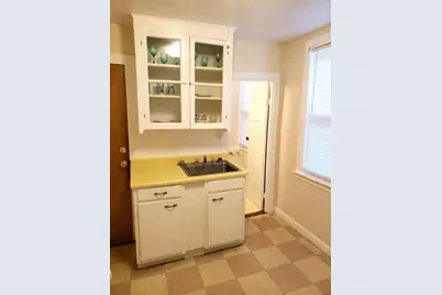 19 Jenks Street, Central Falls, RI 02863 - Photo 9