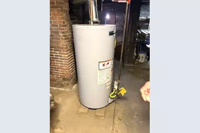 19 Jenks Street, Central Falls, RI 02863 - Photo 19