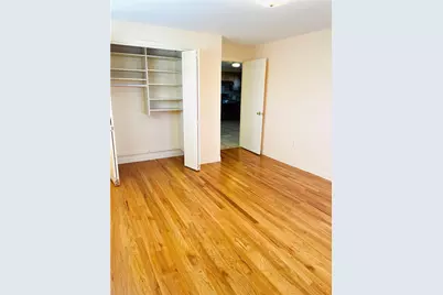 241 Huxley Avenue, Providence, RI 02908 - Photo 9