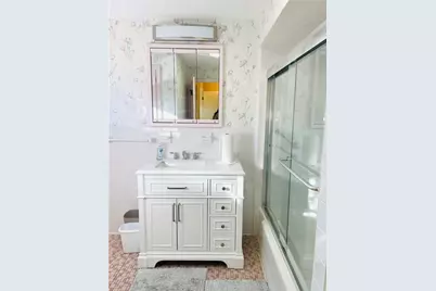 241 Huxley Avenue, Providence, RI 02908 - Photo 3