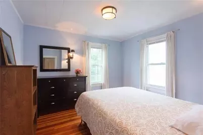 20 Carroll Avenue, Newport, RI 02840 - Photo 15