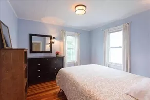 20 Carroll Ave, Newport, RI 02840 - Photo 15