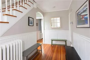 20 Carroll Ave, Newport, RI 02840 - Photo 11