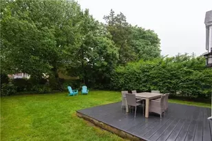 20 Carroll Ave, Newport, RI 02840 - Photo 25