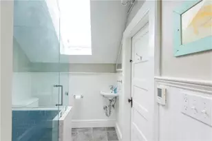 20 Carroll Ave, Newport, RI 02840 - Photo 23