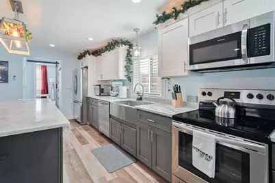 126 Narrows Road, Bristol, RI 02809 - Photo 3