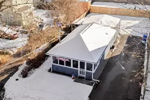 126 Narrows Rd, Bristol, RI 02809 - Photo 17