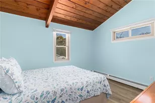 84 Oak St, South Kingstown, RI 02879 - Photo 11