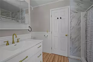 25 Ivy Hollow Ct, Cranston, RI 02921 - Photo 23