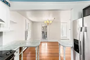 7 Cozzens Ct, Newport, RI 02840 - Photo 13