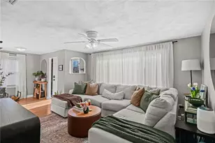 55 Columbia Ave, Coventry, RI 02816 - Photo 5