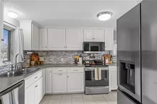 55 Columbia Ave, Coventry, RI 02816 - Photo 9