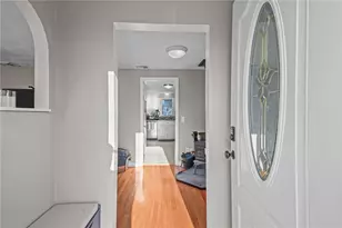 55 Columbia Ave, Coventry, RI 02816 - Photo 3