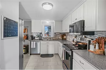 55 Columbia Avenue, Coventry, RI 02816 - Photo 7