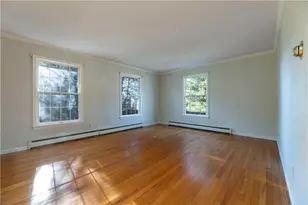 1037 Great Rd, Lincoln, RI 02865 - Photo 5