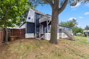 22 Whipple Ave, North Providence, RI 02911 - Photo 31