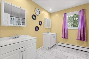 22 Whipple Ave, North Providence, RI 02911 - Photo 9