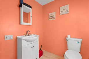 22 Whipple Ave, North Providence, RI 02911 - Photo 25