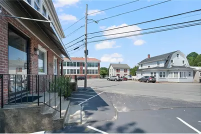 15 Thomas Street, North Providence, RI 02911 - Photo 3