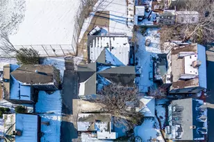 7 Cozzens Ct, Newport, RI 02840 - Photo 35