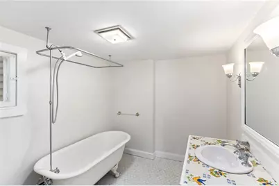 7 Cozzens Court, Newport, RI 02840 - Photo 23