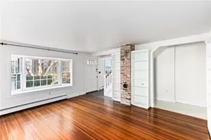 7 Cozzens Ct, Newport, RI 02840 - Photo 5